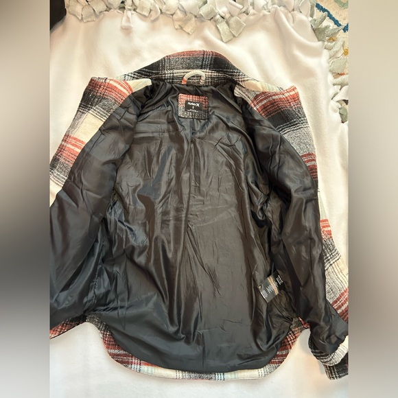 Hurley Shacket - Picture 2 of 3